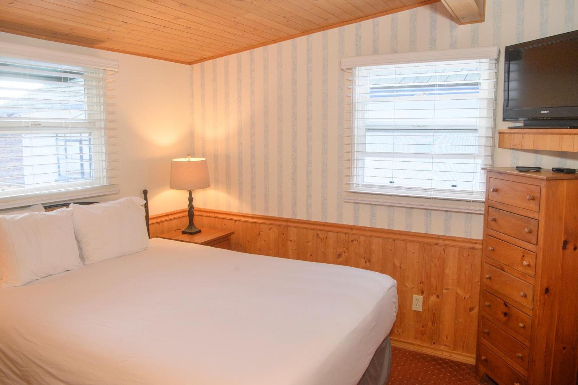 Carmel Fireplace Inn Luaran gambar