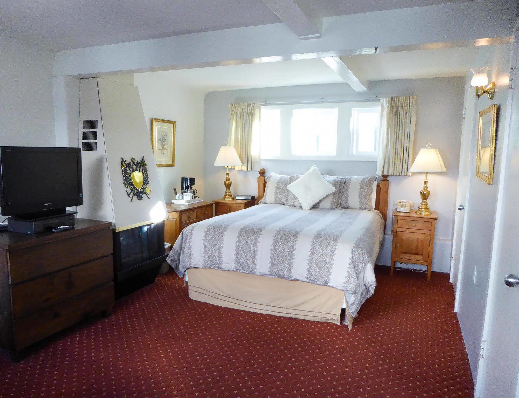 Carmel Fireplace Inn Luaran gambar